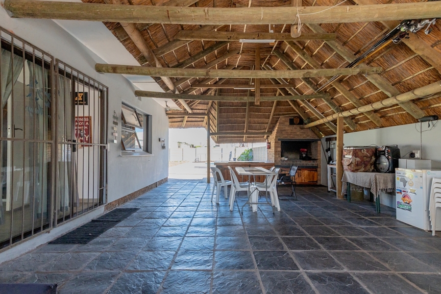 4 Bedroom Property for Sale in Laaiplek Western Cape